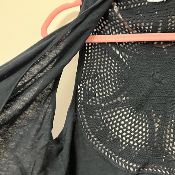 Peter Nygard Black Crochet Back Shawl - Picture 2 of 8